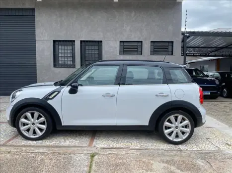 MINI Countryman 1.6 16V S TURBO, Foto 3