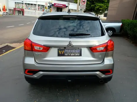 MITSUBISHI ASX 2.0 16V 4P FLEX HPE AWD AUTOMTICO CVT, Foto 3