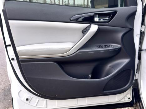 MITSUBISHI Eclipse Cross , Foto 3