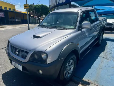 MITSUBISHI L 200 Outdoor 2.5 HPE 4X4 CABINE DUPLA TURBO DIESEL INTERCOOLER, Foto 3