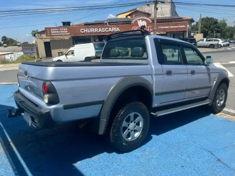 MITSUBISHI L 200 Outdoor 2.5 HPE 4X4 CABINE DUPLA TURBO DIESEL INTERCOOLER, Foto 5