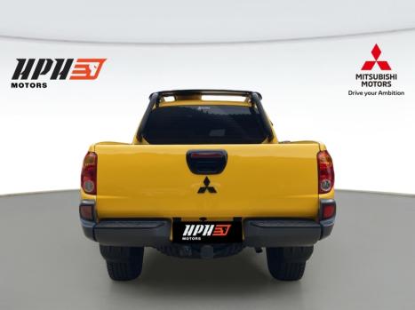 MITSUBISHI L 200 Savana 3.2 16V 4X4 TURBO DIESEL INTECOOLER, Foto 4