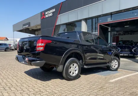 MITSUBISHI L 200 Triton 2.4 16V SPORT GLS CABINE DUPLA TURBO DIESEL AUTOMTICO, Foto 5