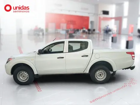 MITSUBISHI L 200 Triton 2.4 16V FLEX GL CABINE DUPLA, Foto 4