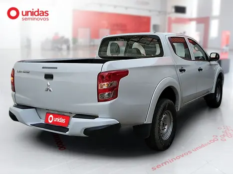 MITSUBISHI L 200 Triton 2.4 16V FLEX GL CABINE DUPLA, Foto 7