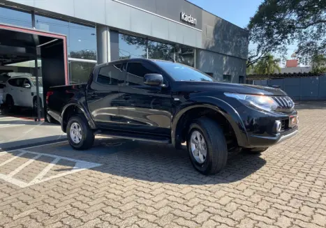 MITSUBISHI L 200 Triton 2.4 16V SPORT GLS CABINE DUPLA TURBO DIESEL AUTOMTICO, Foto 4