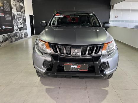 MITSUBISHI L 200 Triton 2.4 16V SPORT GLS CABINE DUPLA TURBO DIESEL AUTOMTICO, Foto 2