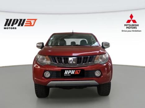 MITSUBISHI L 200 Triton 2.4 16V SPORT HPE 4X4 CABINE DUPLA TURBO DIESEL AUTOMTICO, Foto 8