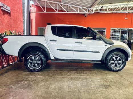 MITSUBISHI L 200 Triton , Foto 7