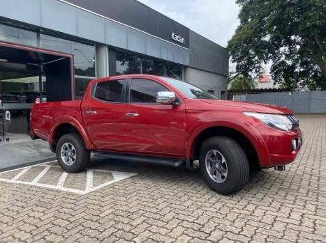 MITSUBISHI L 200 Triton 2.4 16V SPORT HPE 4X4 CABINE DUPLA TURBO DIESEL AUTOMTICO, Foto 2