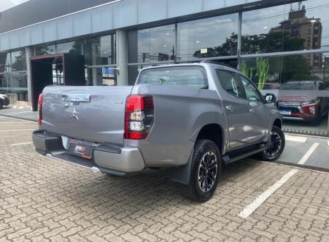 MITSUBISHI L 200 Triton 2.4 16V SPORT HPE 4X4 CABINE DUPLA TURBO DIESEL AUTOMTICO, Foto 6