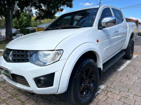 MITSUBISHI L 200 Triton 3.2 16V GL 4X4 CABINE DUPLA TURBO DIESEL INTERCOOLER, Foto 3