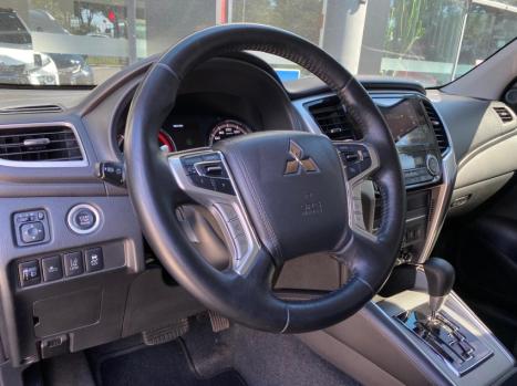 MITSUBISHI L 200 Triton 2.4 16V SPORT HPE-S 4X4 CABINE DUPLA TURBO DIESEL AUTOMTICO, Foto 9