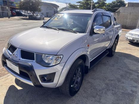 MITSUBISHI L 200 Triton 3.2 16V HPE 4X4 CABINE DUPLA TURBO DIESEL INTERCOOLER AUTOMTICO, Foto 1