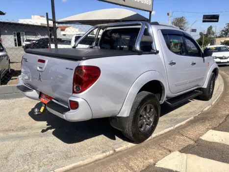MITSUBISHI L 200 Triton 3.2 16V HPE 4X4 CABINE DUPLA TURBO DIESEL INTERCOOLER AUTOMTICO, Foto 8