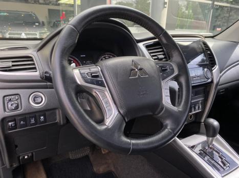 MITSUBISHI L 200 Triton , Foto 8