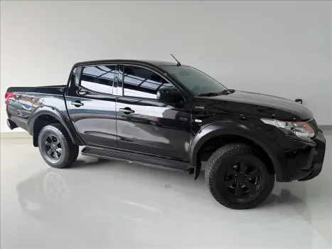 MITSUBISHI L 200 Triton 2.4 16V SPORT GL CABINE DUPLA TURBO DIESEL, Foto 3