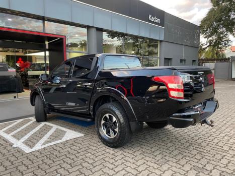 MITSUBISHI L 200 Triton 2.4 16V SPORT HPE 4X4 CABINE DUPLA TURBO DIESEL AUTOMTICO, Foto 5