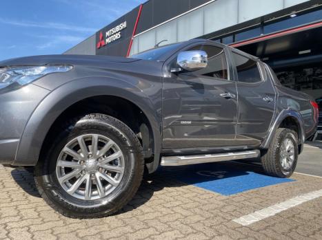 MITSUBISHI L 200 Triton , Foto 2