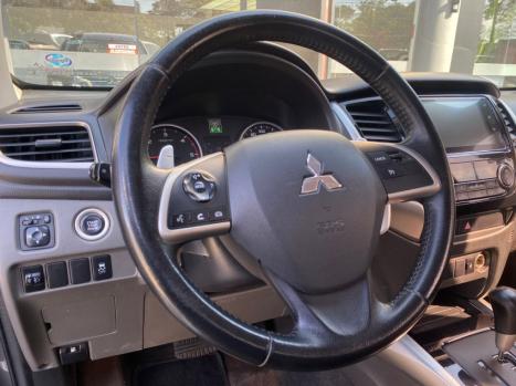MITSUBISHI L 200 Triton , Foto 9