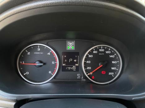 MITSUBISHI L 200 Triton , Foto 10
