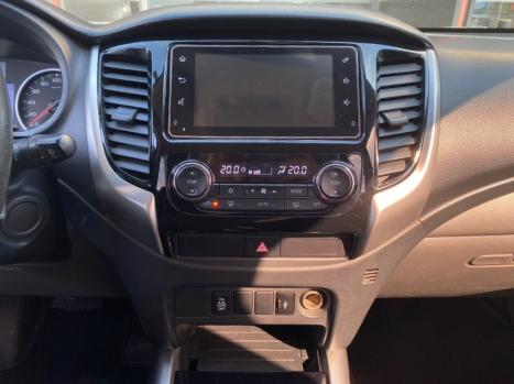 MITSUBISHI L 200 Triton , Foto 12
