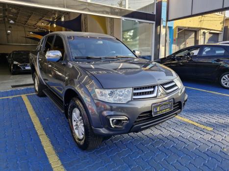 MITSUBISHI L 200 Triton , Foto 1