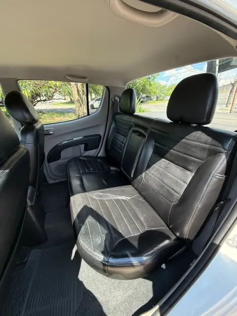 MITSUBISHI L 200 Triton 3.5 V6 HPE 4X4 FLEX CABINE DUPLA AUTOMTICO, Foto 9