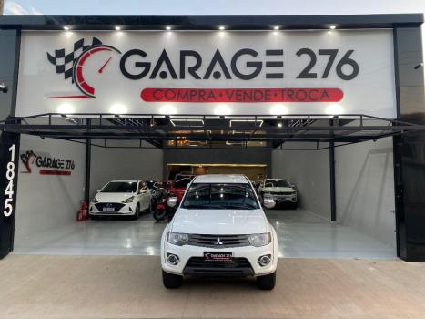 MITSUBISHI L 200 Triton 3.5 V6 HPE 4X4 FLEX CABINE DUPLA, Foto 2
