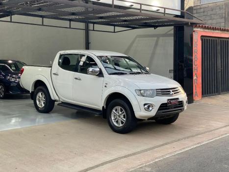 MITSUBISHI L 200 Triton 3.5 V6 HPE 4X4 FLEX CABINE DUPLA, Foto 3