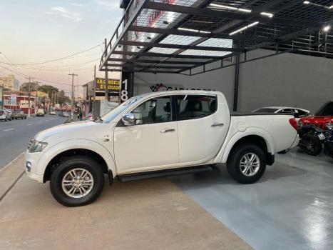 MITSUBISHI L 200 Triton 3.5 V6 HPE 4X4 FLEX CABINE DUPLA, Foto 7