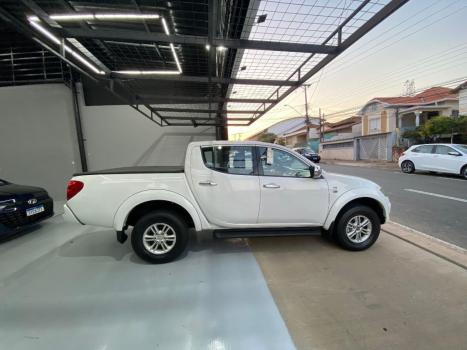 MITSUBISHI L 200 Triton 3.5 V6 HPE 4X4 FLEX CABINE DUPLA, Foto 9