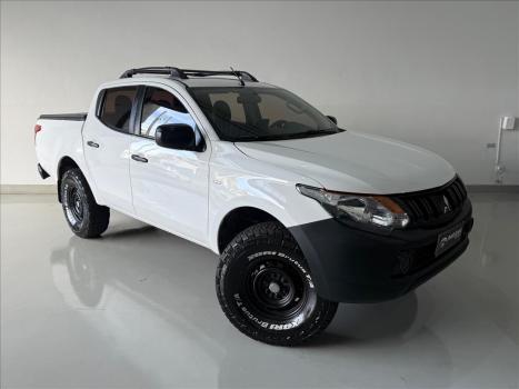 MITSUBISHI L 200 Triton 2.4 16V SPORT GL CABINE DUPLA TURBO DIESEL, Foto 3