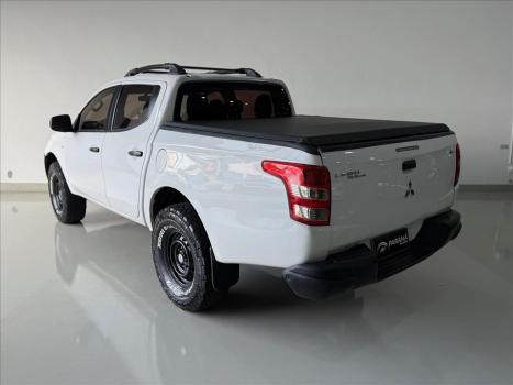 MITSUBISHI L 200 Triton 2.4 16V SPORT GL CABINE DUPLA TURBO DIESEL, Foto 4
