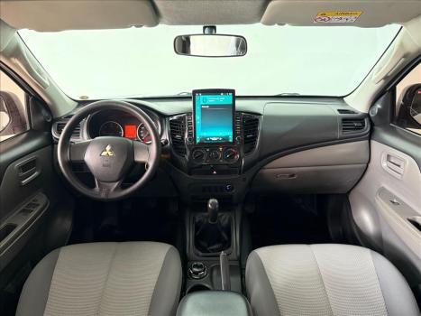 MITSUBISHI L 200 Triton 2.4 16V SPORT GL CABINE DUPLA TURBO DIESEL, Foto 8