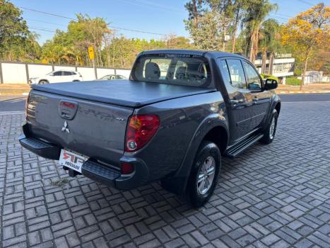 MITSUBISHI L 200 Triton 3.2 16V HPE 4X4 CABINE DUPLA TURBO DIESEL INTERCOOLER AUTOMTICO, Foto 5