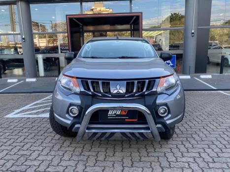 MITSUBISHI L 200 Triton 2.4 16V SPORT GLS CABINE DUPLA TURBO DIESEL AUTOMTICO, Foto 3