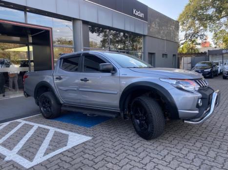 MITSUBISHI L 200 Triton 2.4 16V SPORT GLS CABINE DUPLA TURBO DIESEL AUTOMTICO, Foto 4