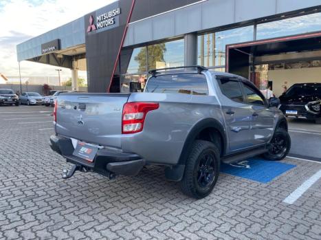 MITSUBISHI L 200 Triton 2.4 16V SPORT GLS CABINE DUPLA TURBO DIESEL AUTOMTICO, Foto 5