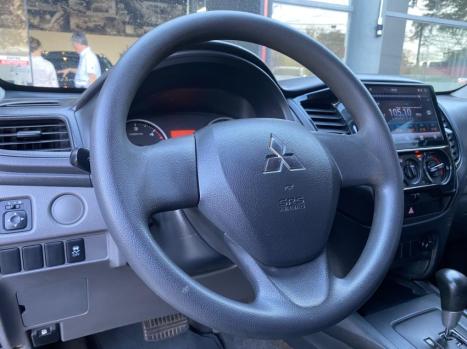 MITSUBISHI L 200 Triton 2.4 16V SPORT GLS CABINE DUPLA TURBO DIESEL AUTOMTICO, Foto 9