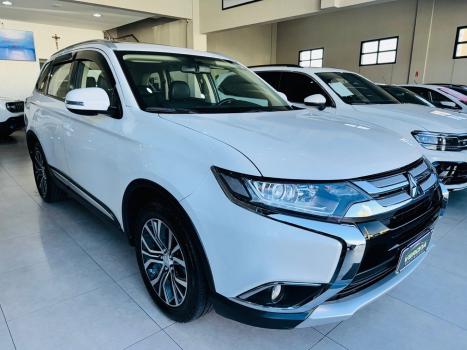 MITSUBISHI Outlander 2.0 16V 4P AUTOMTICO, Foto 2