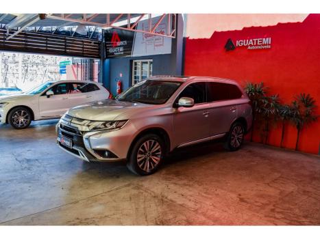 MITSUBISHI Outlander , Foto 3