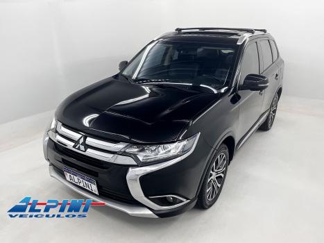 MITSUBISHI Outlander , Foto 1