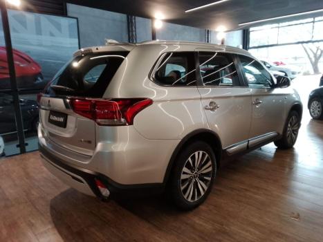 MITSUBISHI Outlander 3.0 V6 24V 4P HPE-S AWD AUTOMTICO, Foto 15