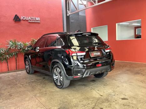 MITSUBISHI Outlander , Foto 5