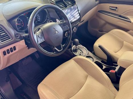 MITSUBISHI Outlander , Foto 10