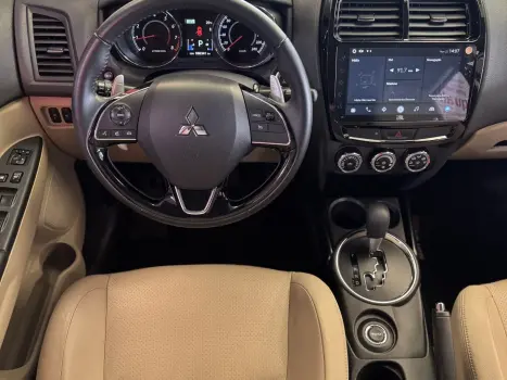 MITSUBISHI Outlander , Foto 19