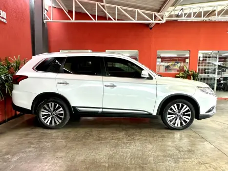 MITSUBISHI Outlander , Foto 12