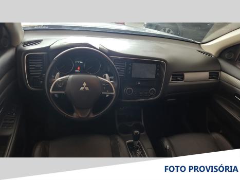 MITSUBISHI Outlander , Foto 4