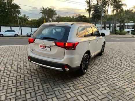 MITSUBISHI Outlander 2.0 16V 4P AUTOMTICO, Foto 4